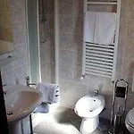 Adelphi Room&breakfast Bed & Breakfast