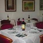 Bed & Breakfast Adelphi & Breakfast