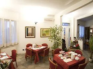 Adelphi Room&breakfast 3* Ferrara