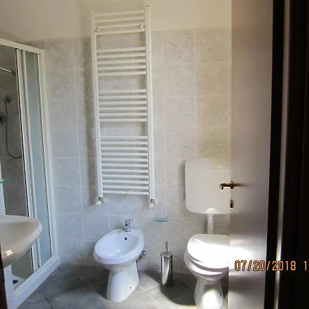 Adelphi & Breakfast 3* フェラーラ