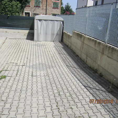 Adelphi & Breakfast 3* フェラーラ